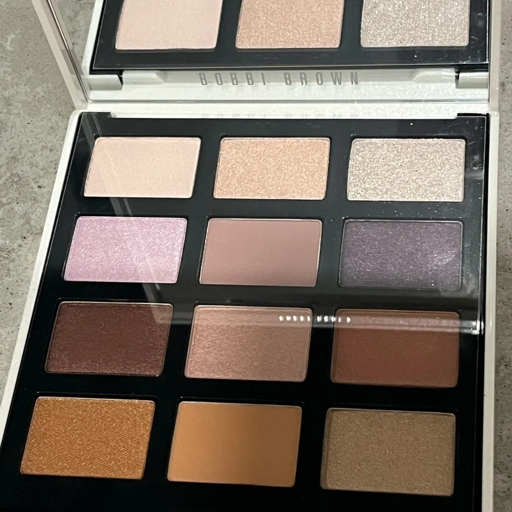 Bobbi Brown Crystal Drama Eyeshadow Palette (Brand New w/o Box) - Picture 2 of 4